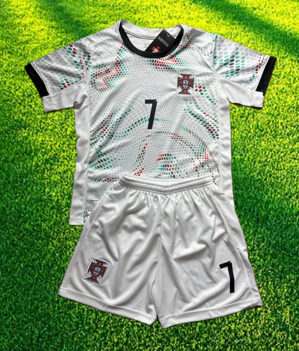 Ronaldo Portugal 2025 Away White Kids Soccer Jersey Kit 2 Piece Set Kids 18 - Age 3-4 Unisex