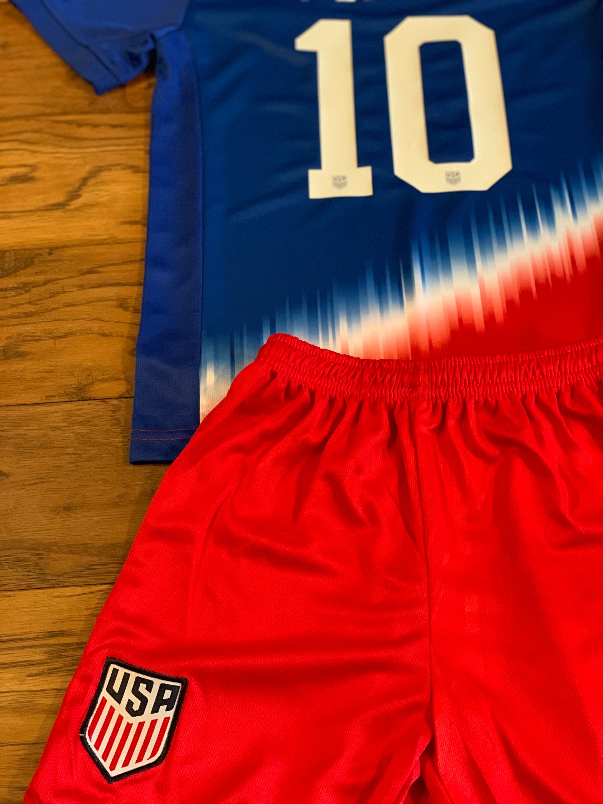 Christian Pulisic USA 2024 Kids Youth Soccer Jersey Kit 2 Piece Set