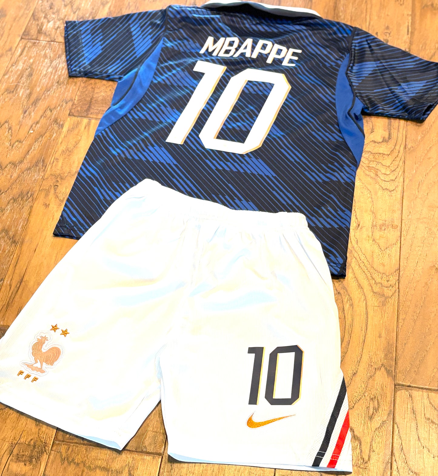 Youth Mbappe Jersey Kylian Mbappé France Jersey 10 kids soccer jersey kit 2 Piece set 